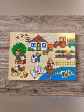 Vintage Farm Theme Wooden Peg Puzzle for Kids Educational Animals Barn Nature